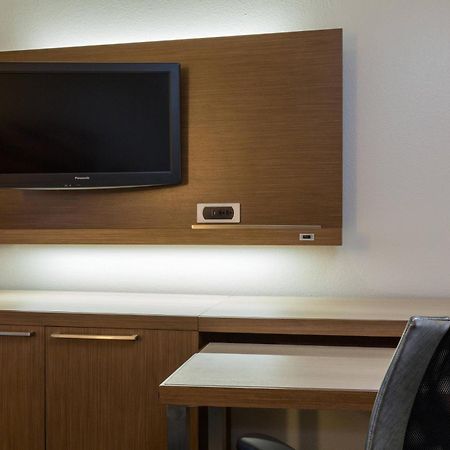 Courtyard Dallas Мескит Екстериор снимка
