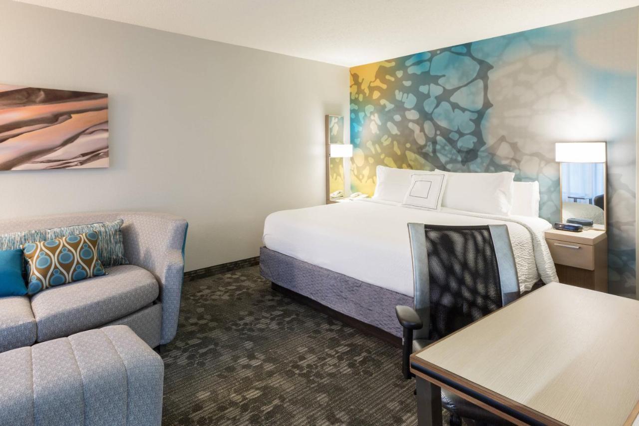 Courtyard Dallas Мескит Екстериор снимка