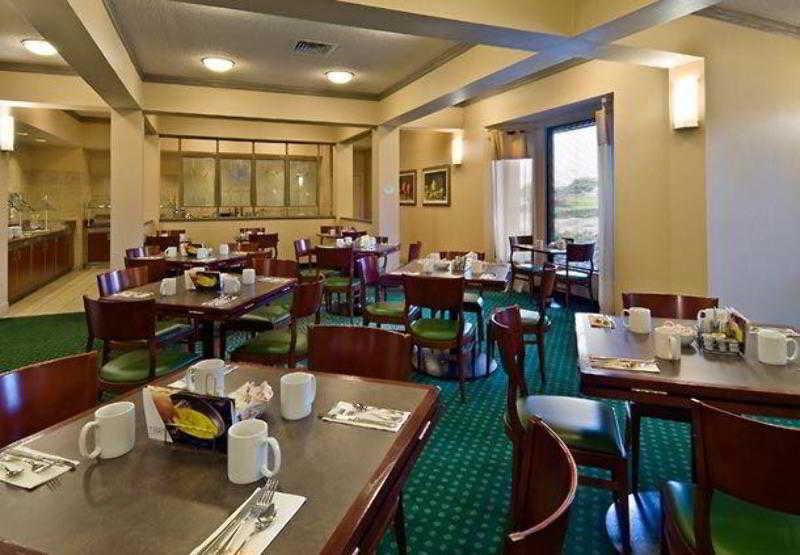 Courtyard Dallas Мескит Екстериор снимка